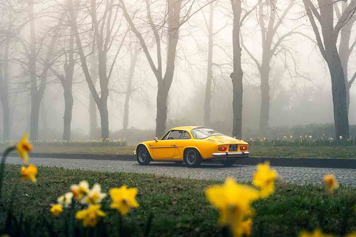 オークションに出品予定の1970年式アルピーヌ・ルノー「A110 1300G」Simon Gosselin(c)2026 Courtesy of RM Sotheby's