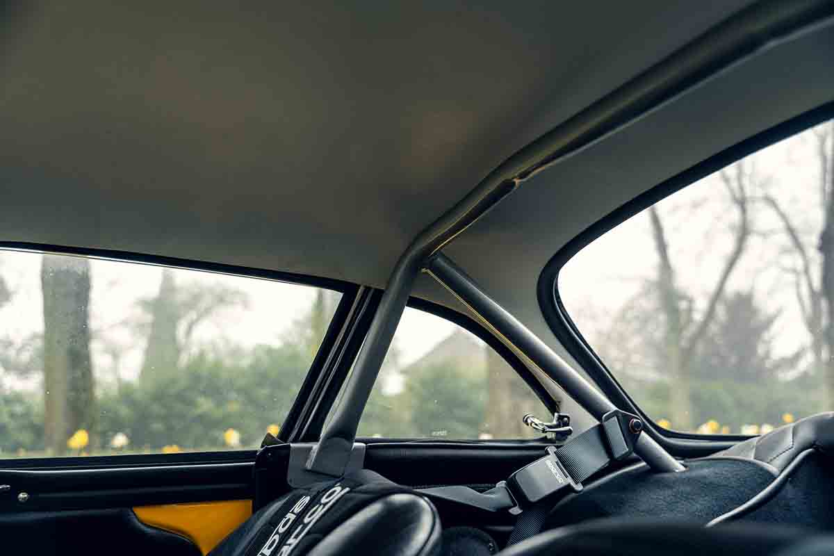 オークションに出品予定の1970年式アルピーヌ・ルノー「A110 1300G」Simon Gosselin(c)2026 Courtesy of RM Sotheby's