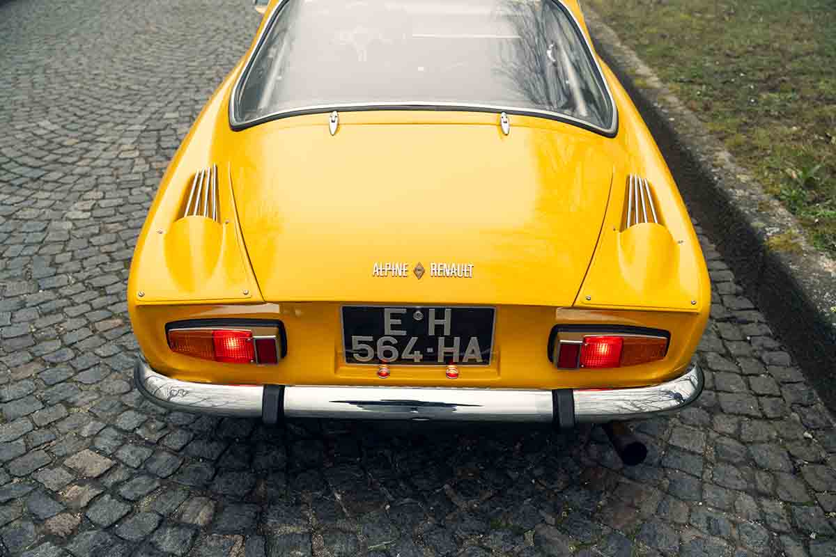 オークションに出品予定の1970年式アルピーヌ・ルノー「A110 1300G」Simon Gosselin(c)2026 Courtesy of RM Sotheby's