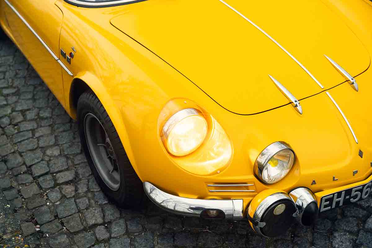 オークションに出品予定の1970年式アルピーヌ・ルノー「A110 1300G」Simon Gosselin(c)2026 Courtesy of RM Sotheby's