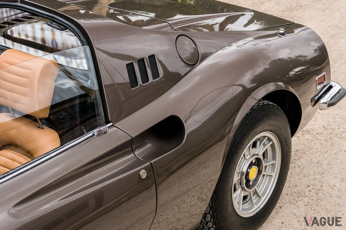 オークションに出品予定の1973年式フェラーリ「ディーノ246GTS」(c)BROAD ARROW AUCTIONS