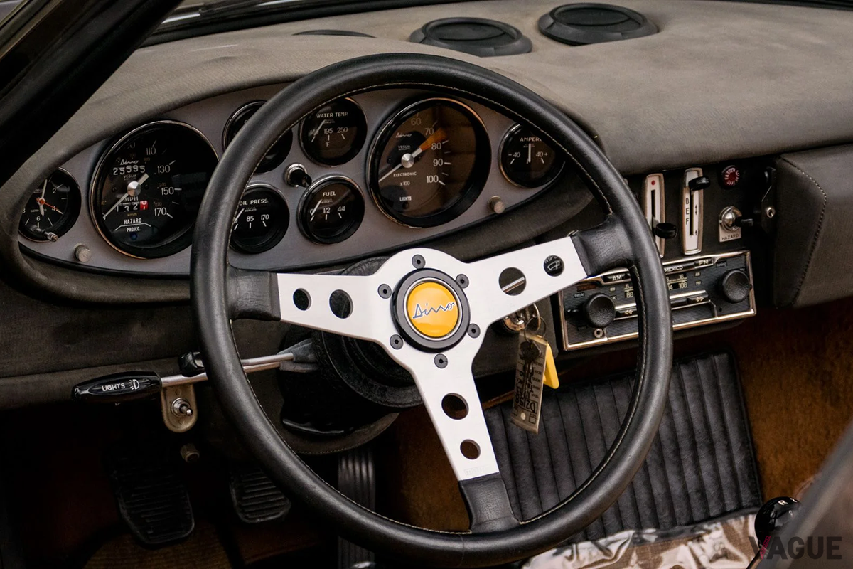 オークションに出品予定の1973年式フェラーリ「ディーノ246GTS」(c)BROAD ARROW AUCTIONS