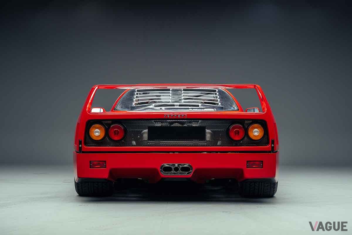 オークションに出品予定の1989年式フェラーリ「F40」Federico Vecchio(c)2026 Courtesy of RM Sotheby's