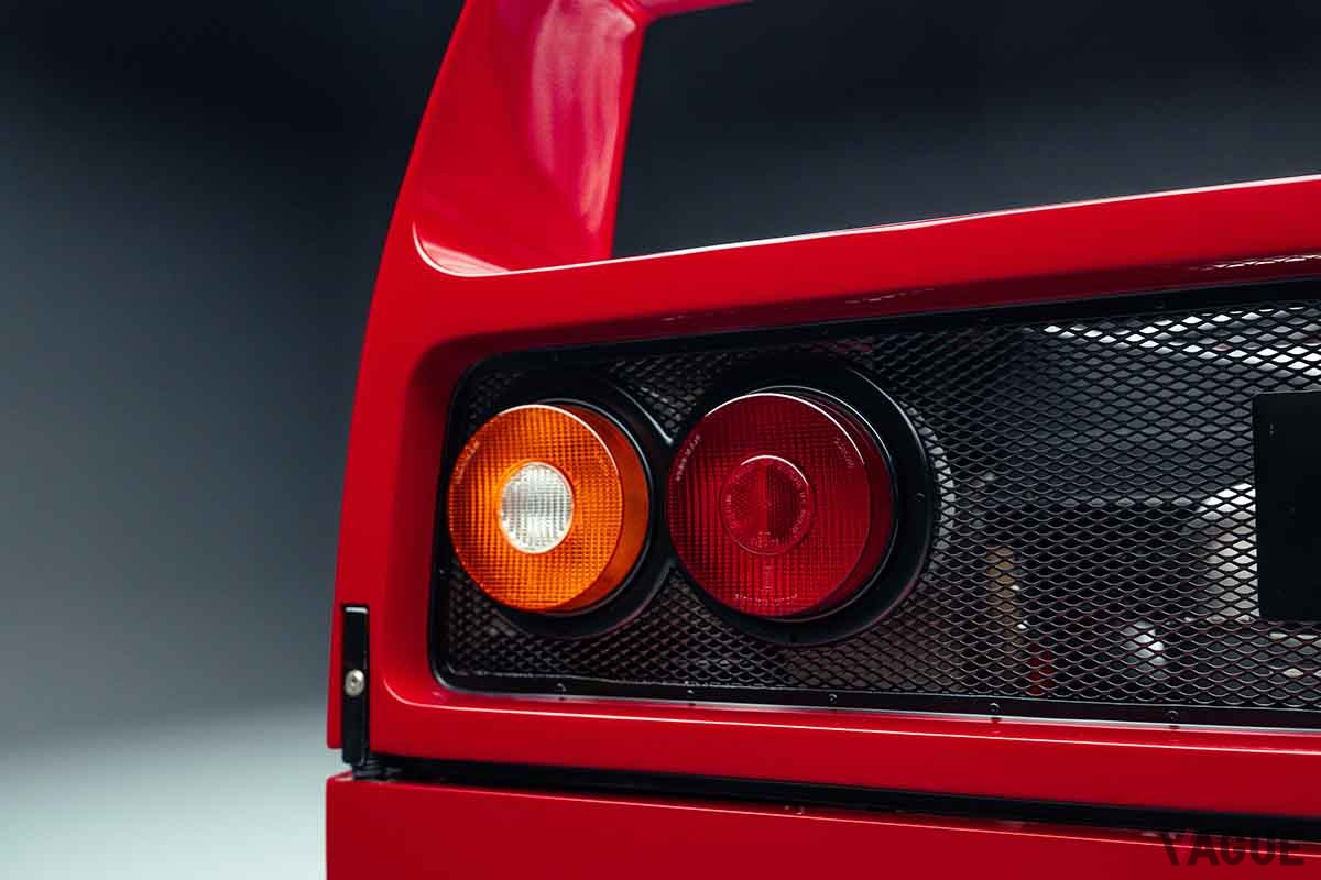 オークションに出品予定の1989年式フェラーリ「F40」Federico Vecchio(c)2026 Courtesy of RM Sotheby's