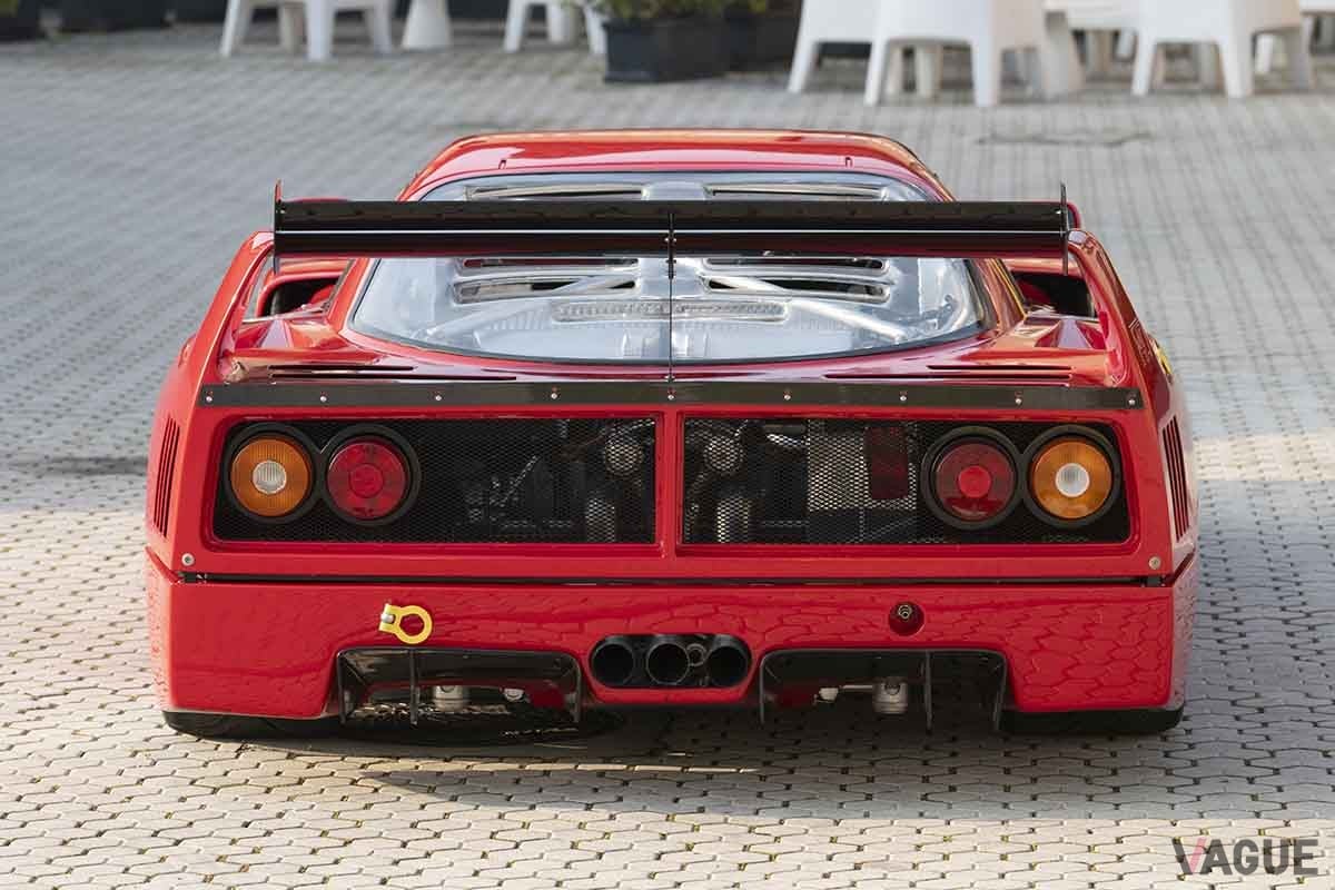 オークションに出品され高額落札された1990年式フェラーリ「F40」コンペティション仕様Paolo Carlini(c)2026 Courtesy of RM Sotheby's