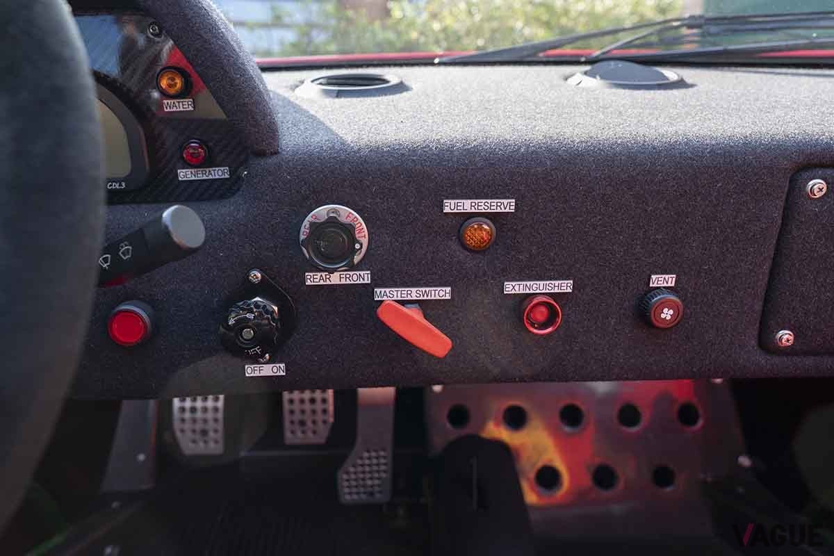 オークションに出品され高額落札された1990年式フェラーリ「F40」コンペティション仕様Paolo Carlini(c)2026 Courtesy of RM Sotheby's