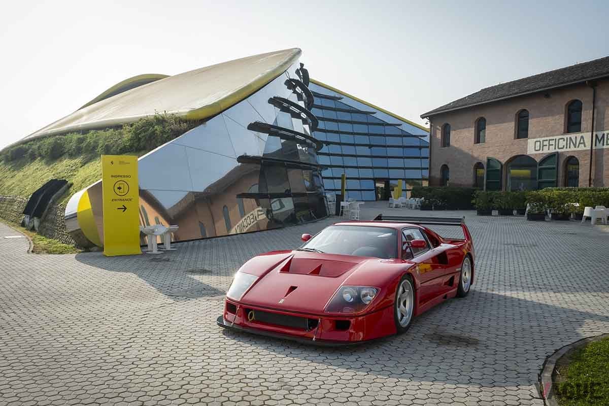 オークションに出品され高額落札された1990年式フェラーリ「F40」コンペティション仕様Paolo Carlini(c)2026 Courtesy of RM Sotheby's