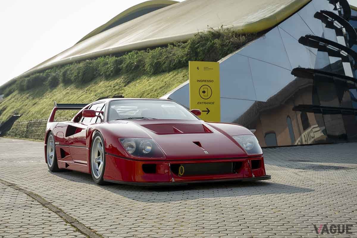 オークションに出品され高額落札された1990年式フェラーリ「F40」コンペティション仕様Paolo Carlini(c)2026 Courtesy of RM Sotheby's