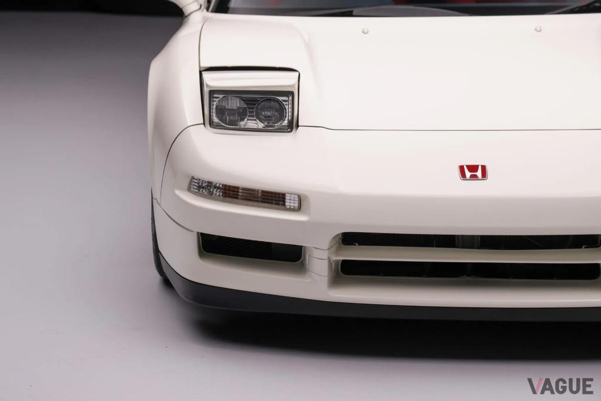 日本円で約5700万円で落札された1995年式ホンダ「NSX-R」