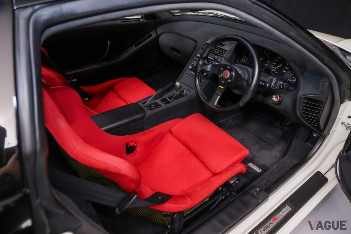 日本円で約5700万円で落札された1995年式ホンダ「NSX-R」