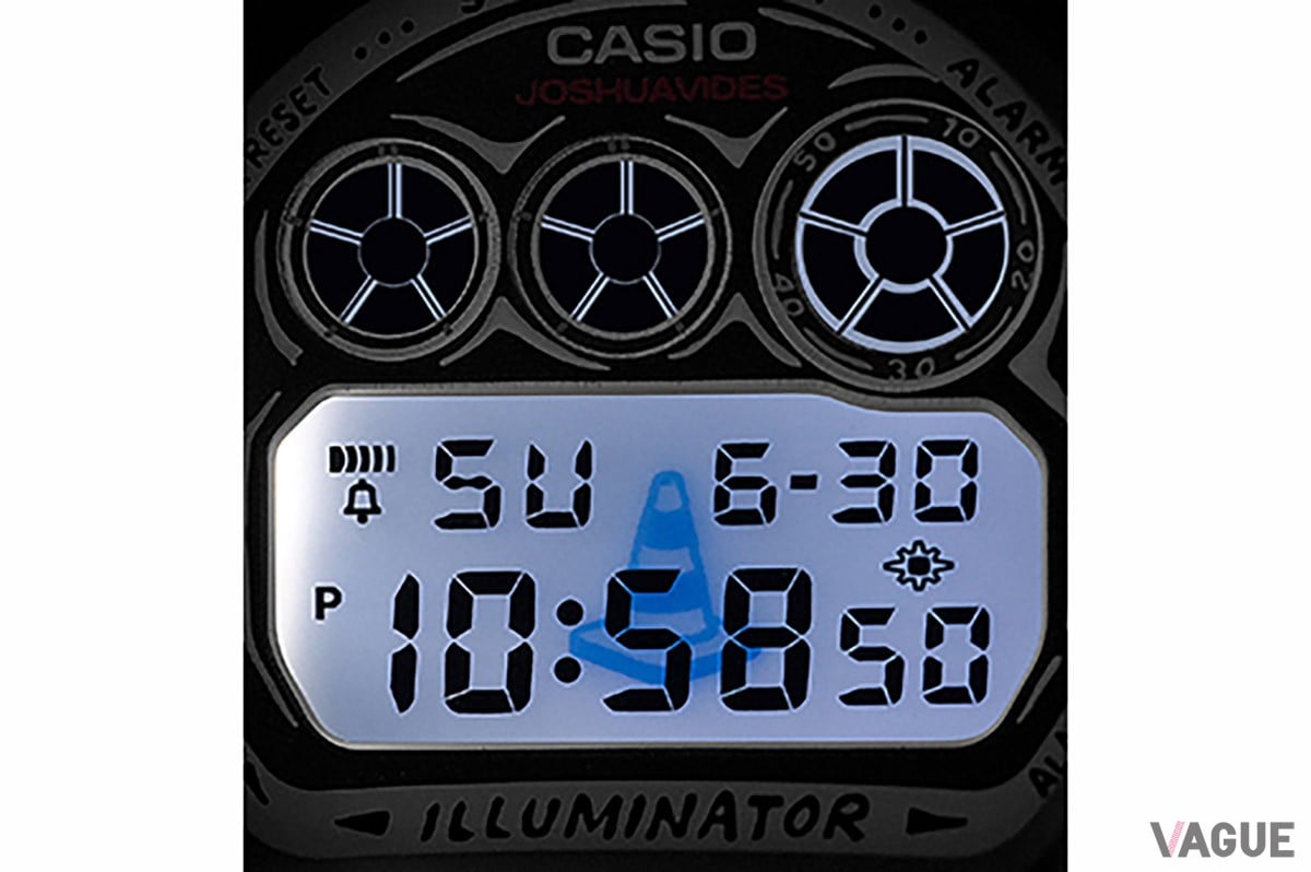 LEDを点灯させると浮かび上がるコーンのシンボルマーク。