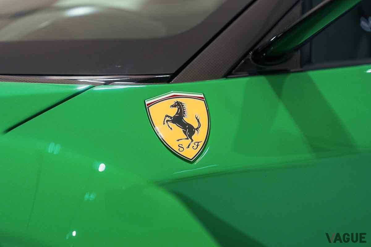 オークションに出品され、約9億3500万円で落札された2014年式フェラーリ「ラ・フェラーリ」Federico Vecchio(c)2026 Courtesy of RM Sotheby's