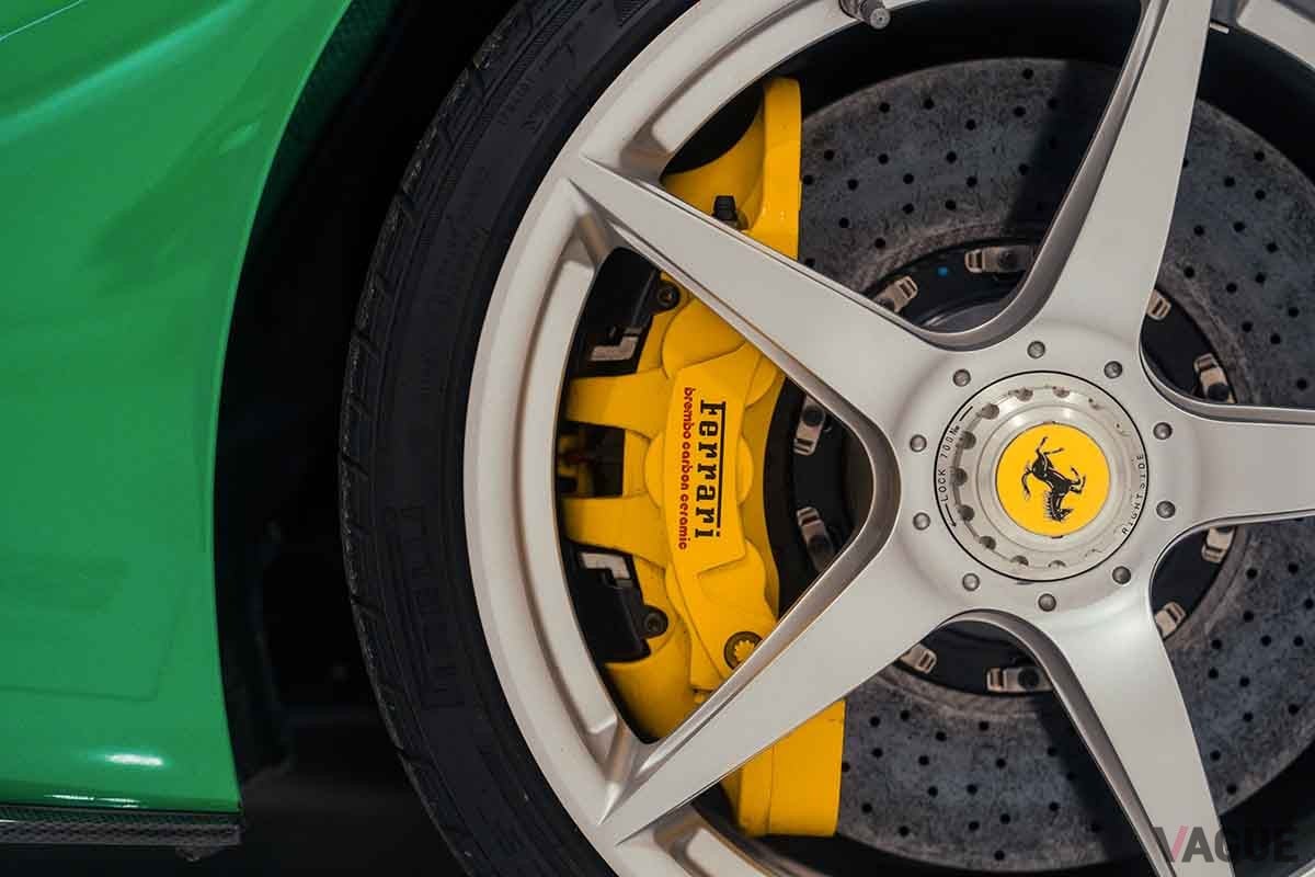 オークションに出品され、約9億3500万円で落札された2014年式フェラーリ「ラ・フェラーリ」Federico Vecchio(c)2026 Courtesy of RM Sotheby's