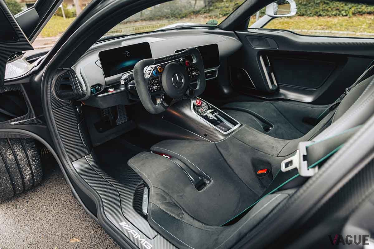 オークションに出品予定の2024年式メルセデスAMG「ワン」Keno Zqche(c)2026 Courtesy of RM Sotheby's