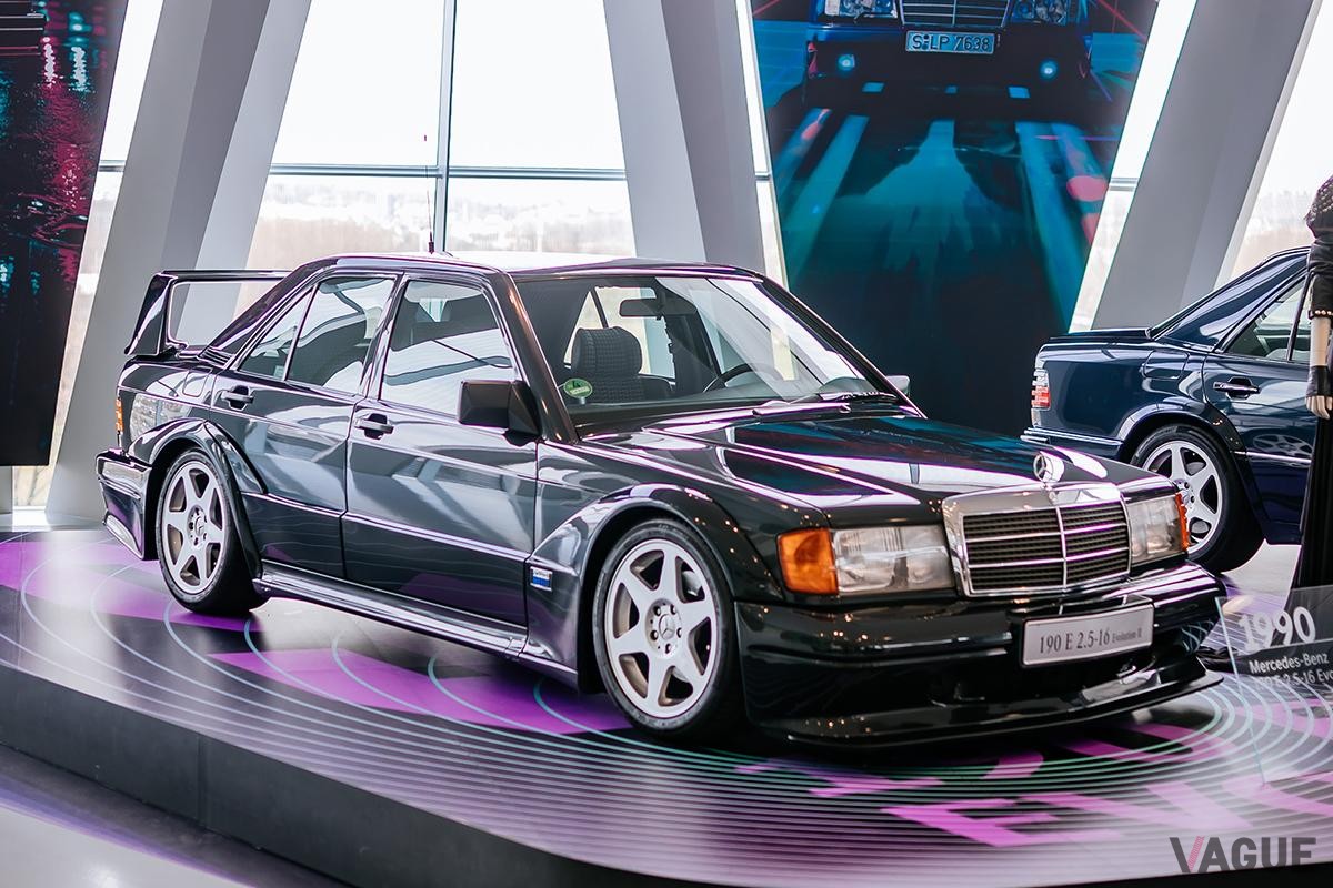 メルセデス・ベンツ「190E 2.5-16 エボリューションII」（1990年）