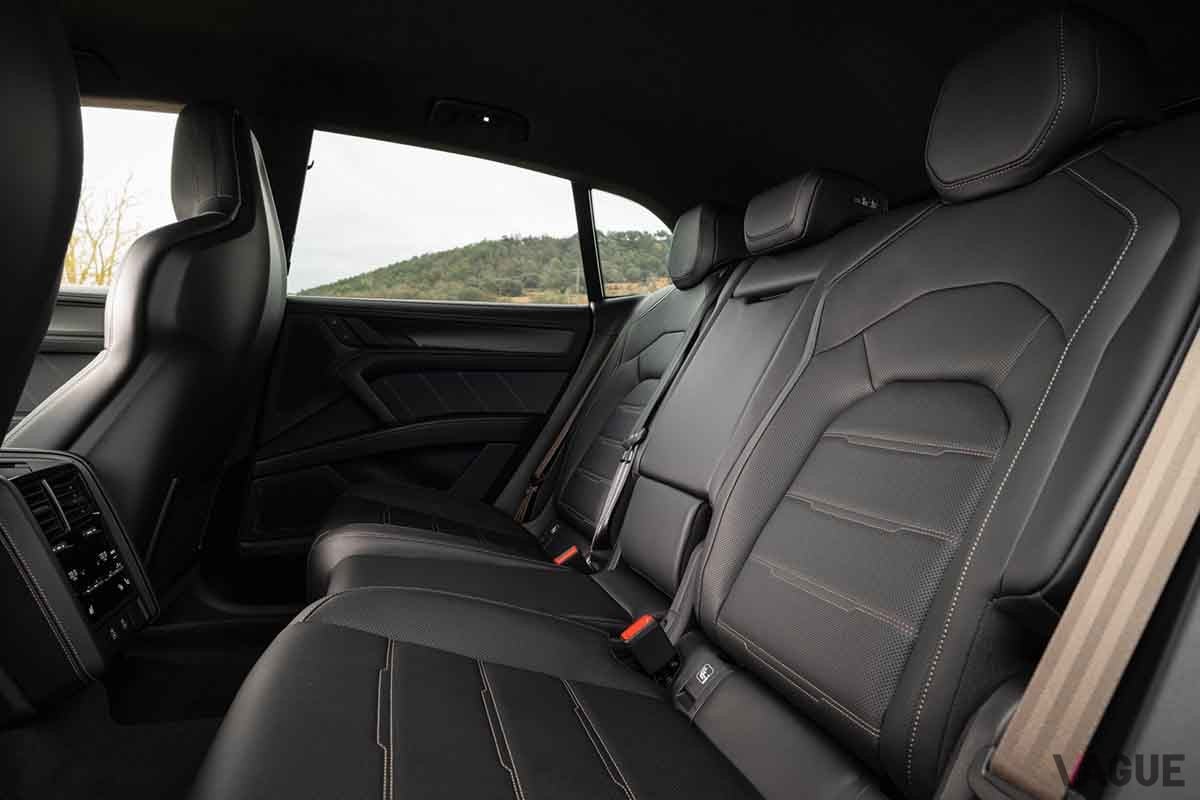 ポルシェ新型「カイエン・ターボE」