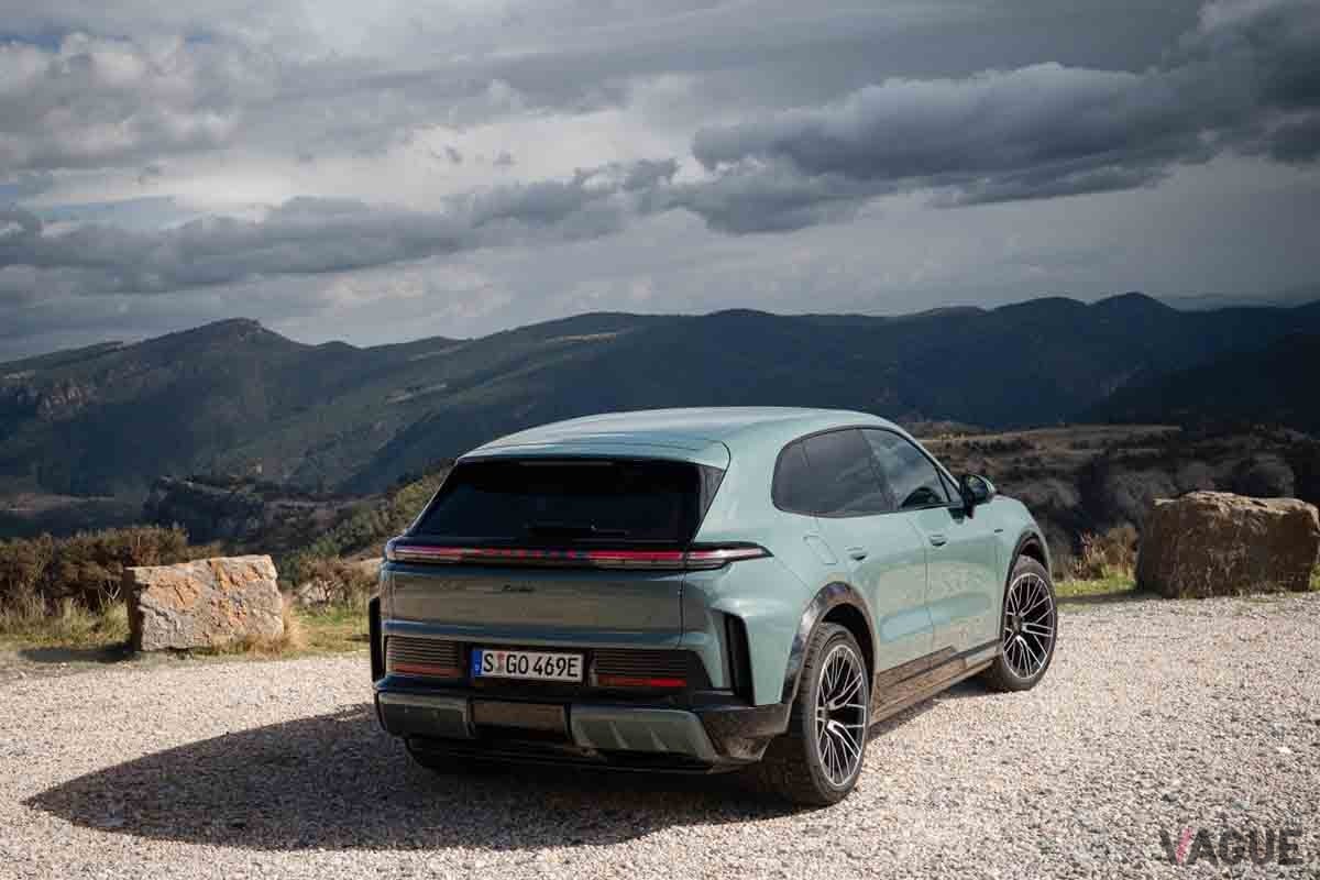 ポルシェ新型「カイエン・ターボE」