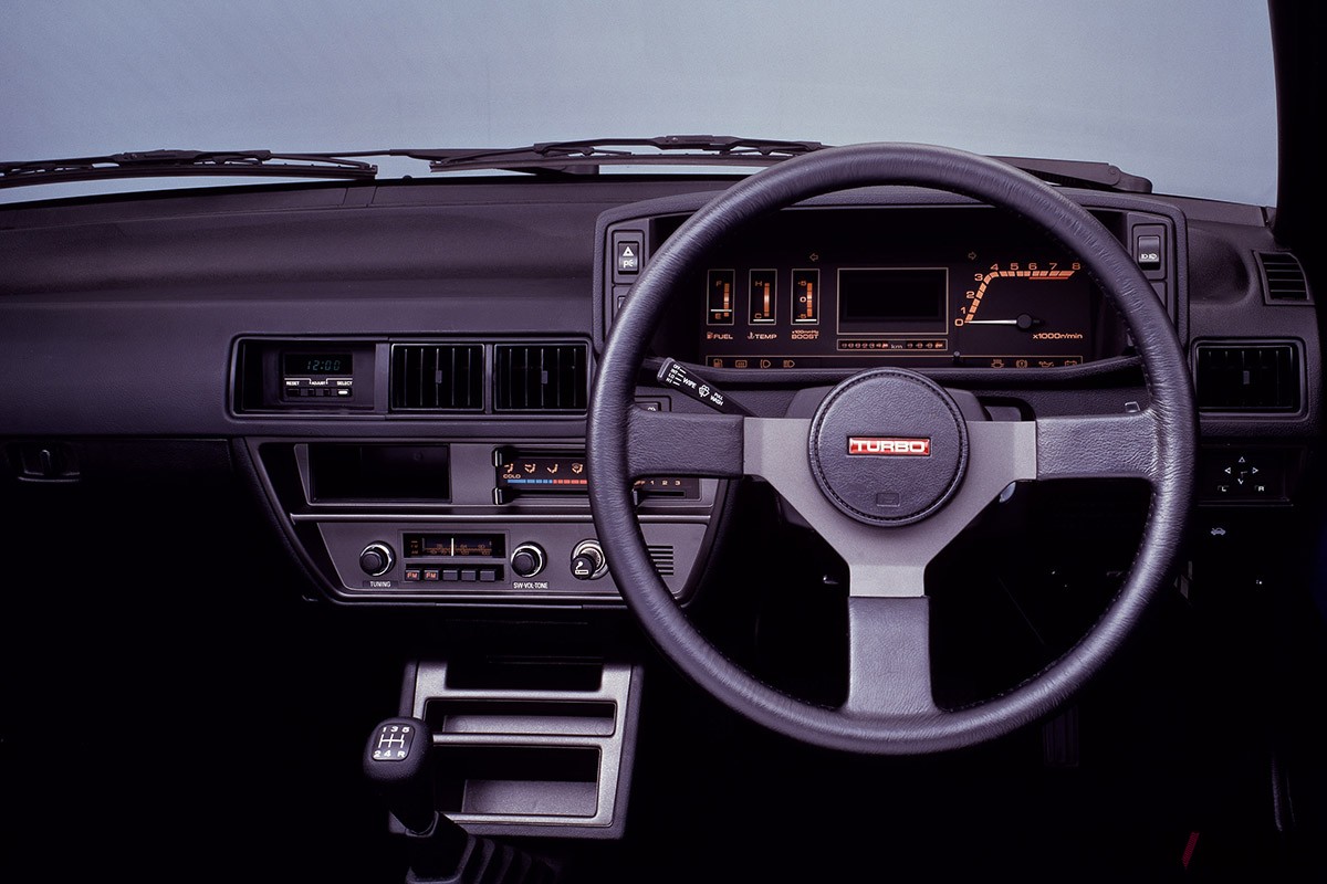 1982年に登場した日産「パルサーEXA」