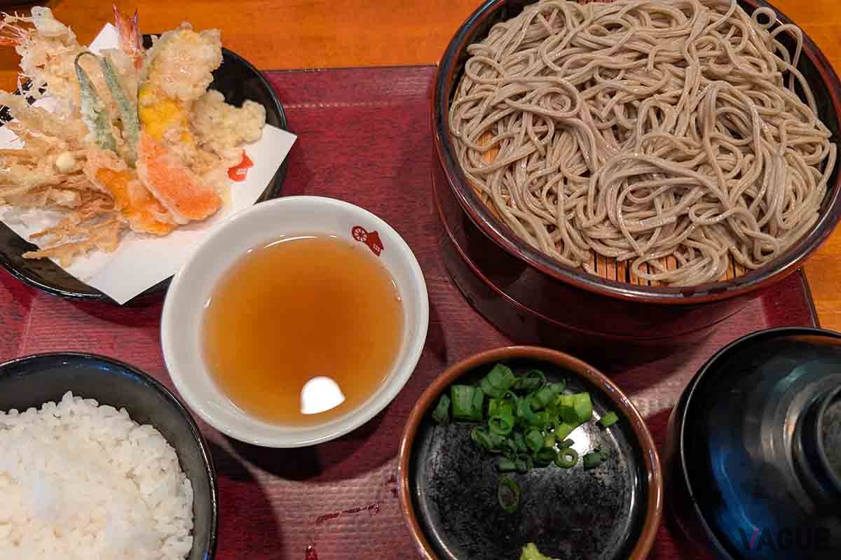 「そば茶屋 吹上庵」の天ぷら定食