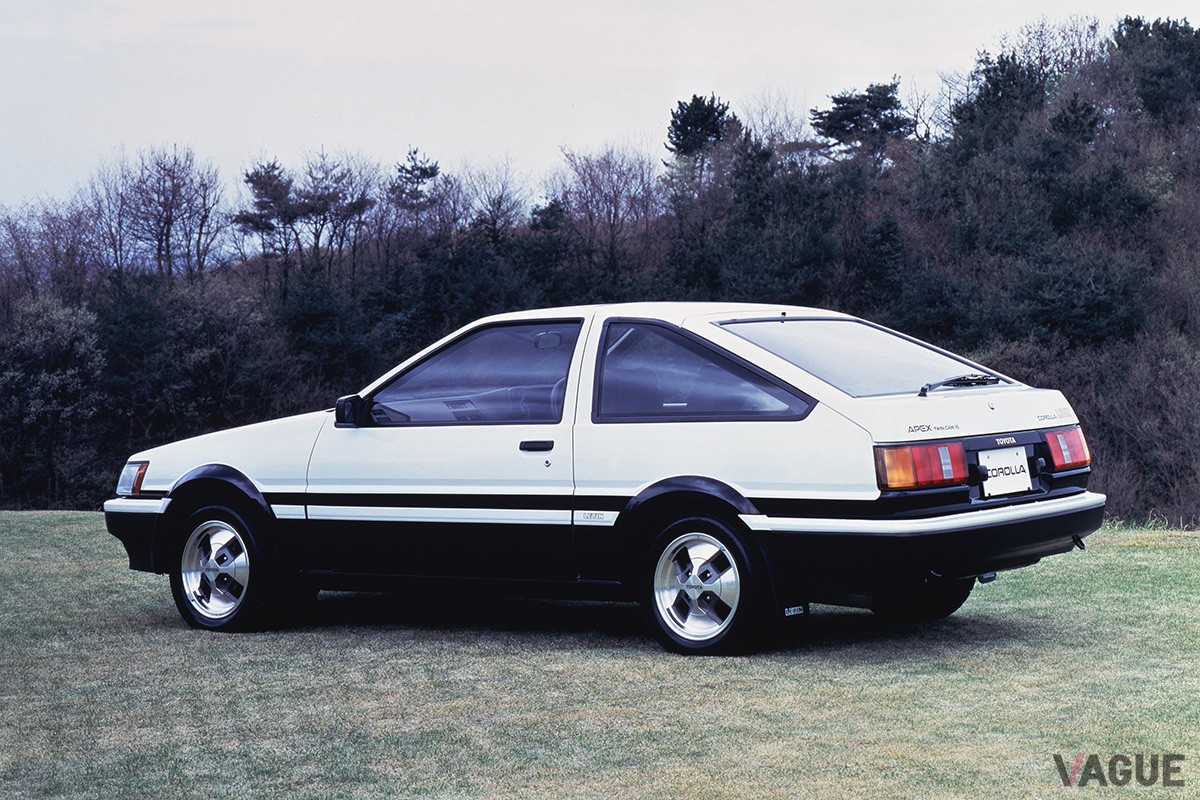 1983年登場のトヨタ「カローラレビン（AE86）」