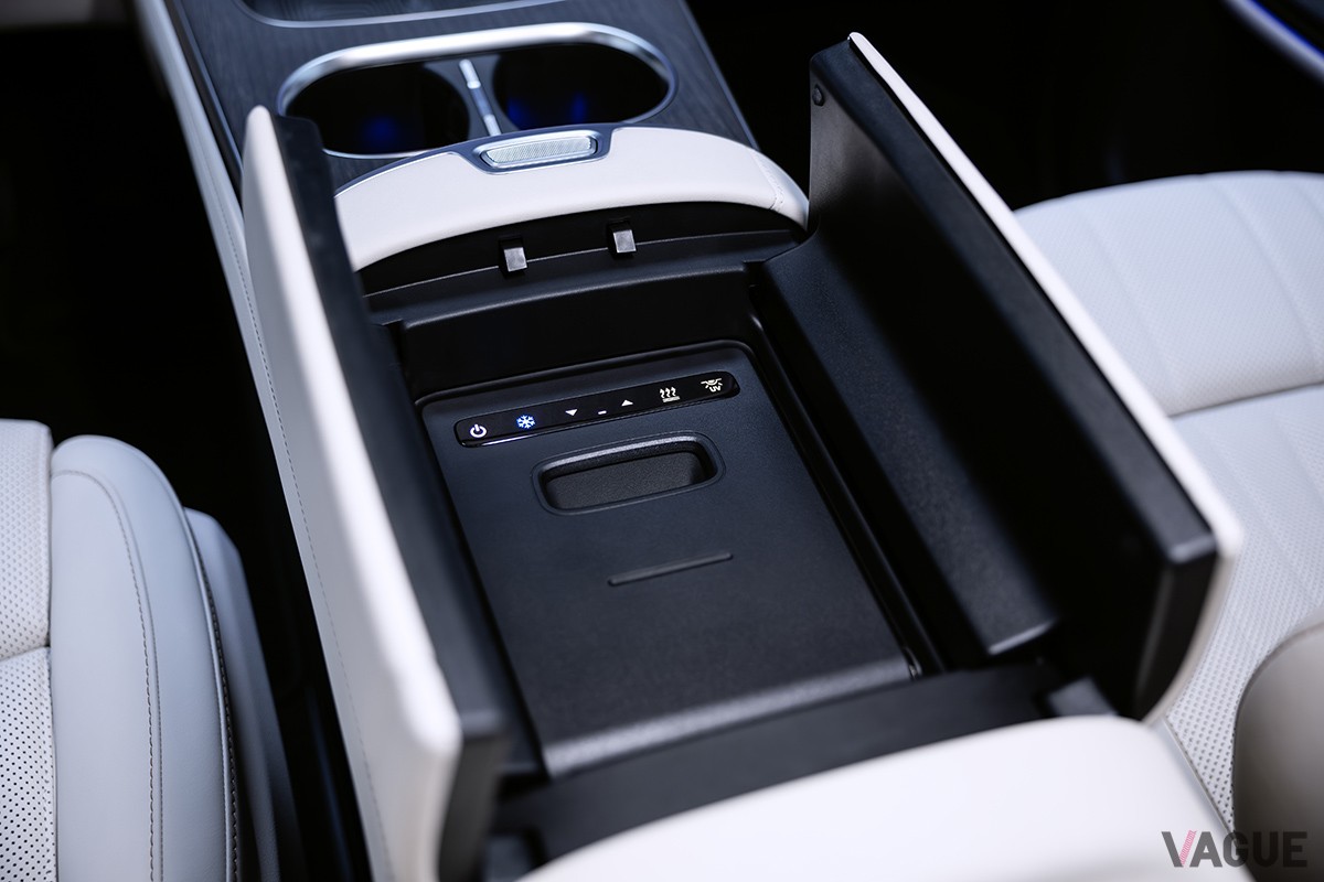 メルセデス・ベンツ新型「VLE」