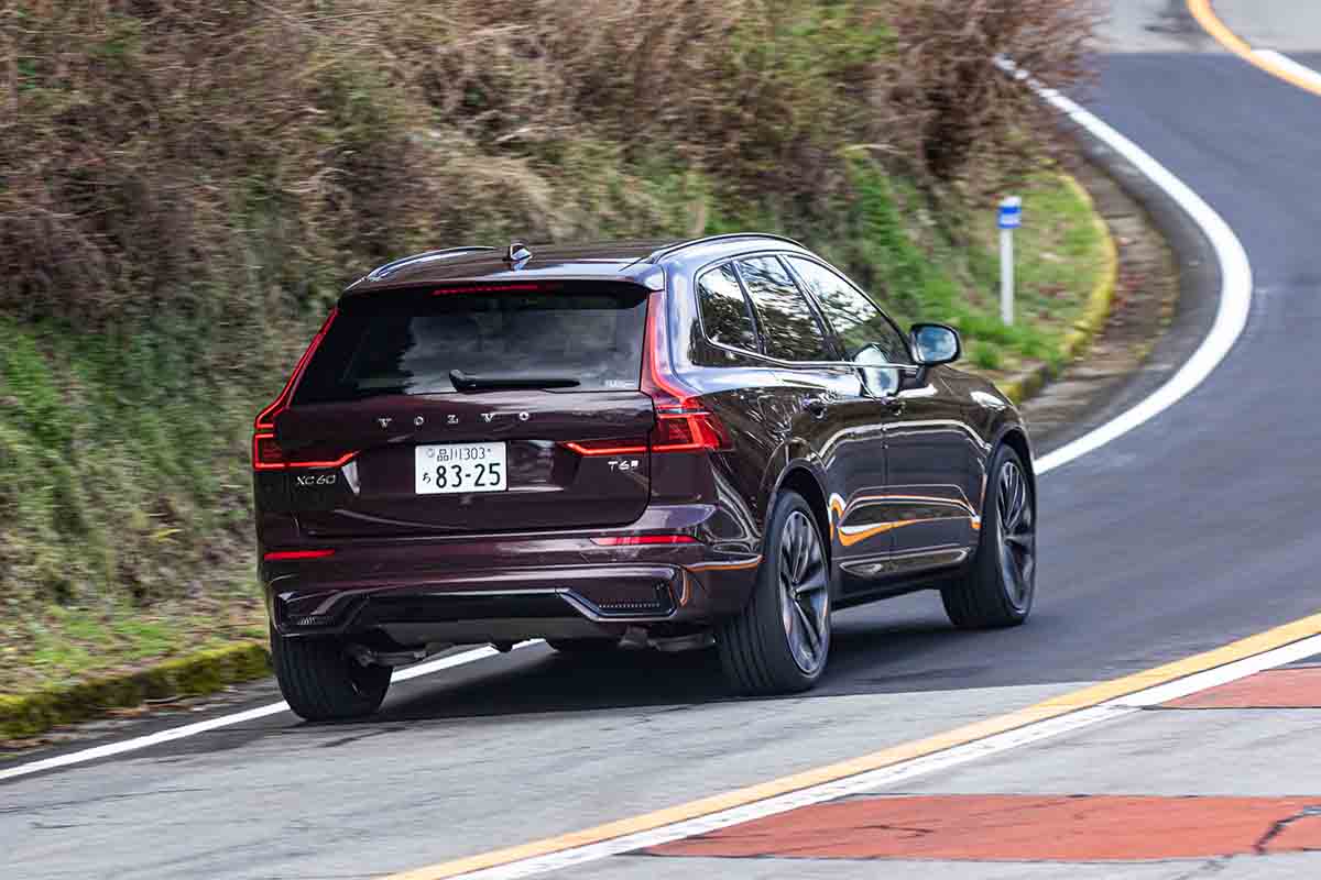 ボルボ「XC60ウルトラT6 AWD プラグインハイブリッド」