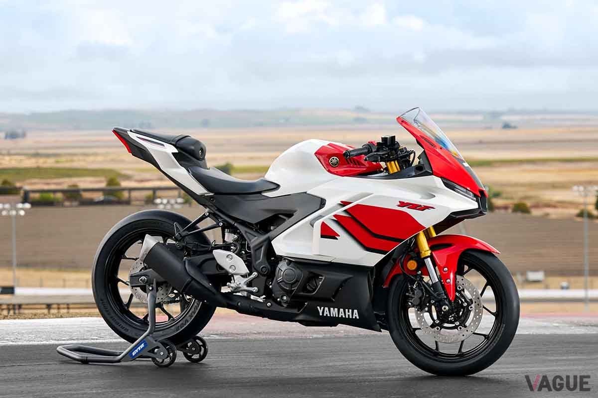 ヤマハ「YZF-R25」70thアニバーサリーエディション