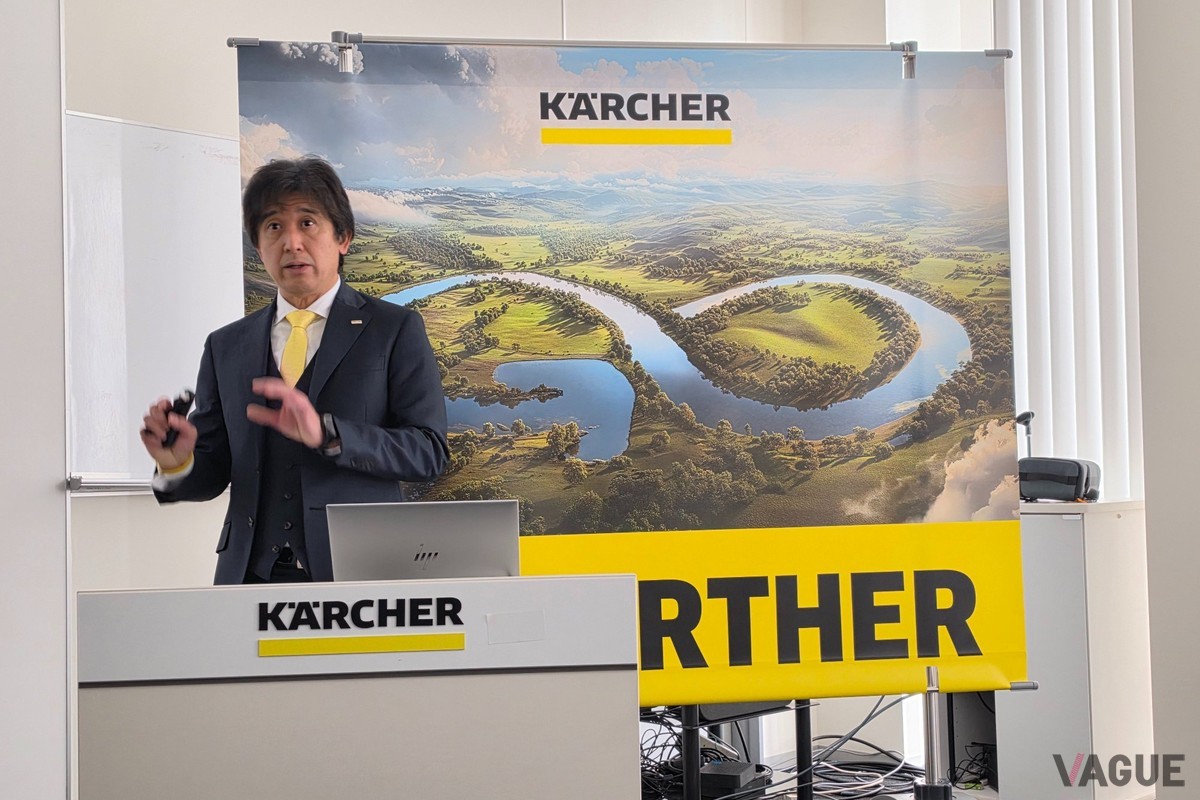 2026年業務用製品戦略説明会に登壇したケルヒャー ジャパン代表取締役社長・挽野元氏。ロボティクスの経験を武器に、業務用清掃市場で大胆な成長戦略を打ち出した