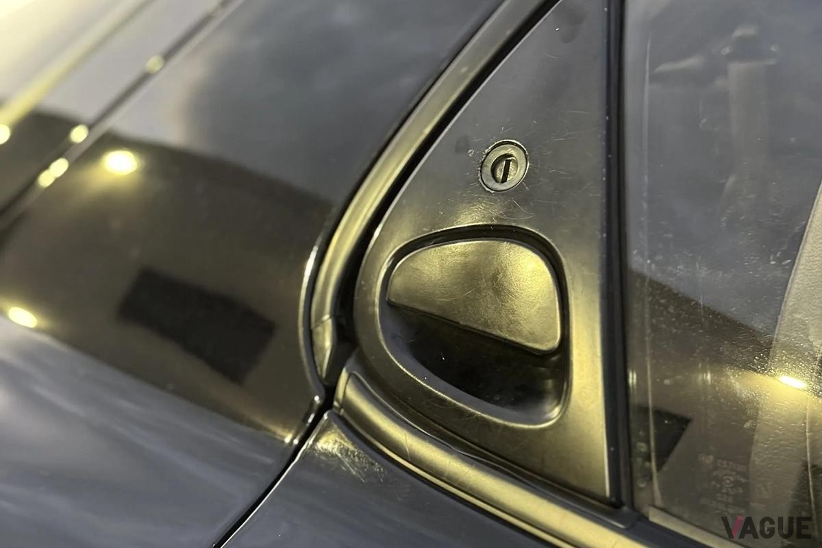 米国オークションで落札された1992年式マツダ「アンフィニ RX-7タイプS」