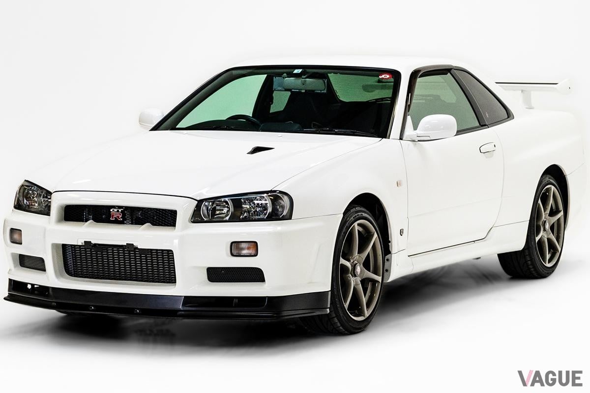 オークションに出品された2000年式 日産「スカイラインGT-R VスペックII」