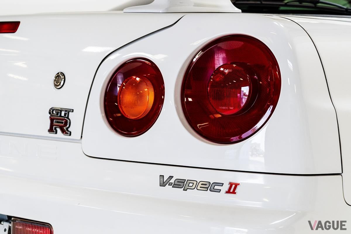 オークションに出品された2000年式 日産「スカイラインGT-R VスペックII」