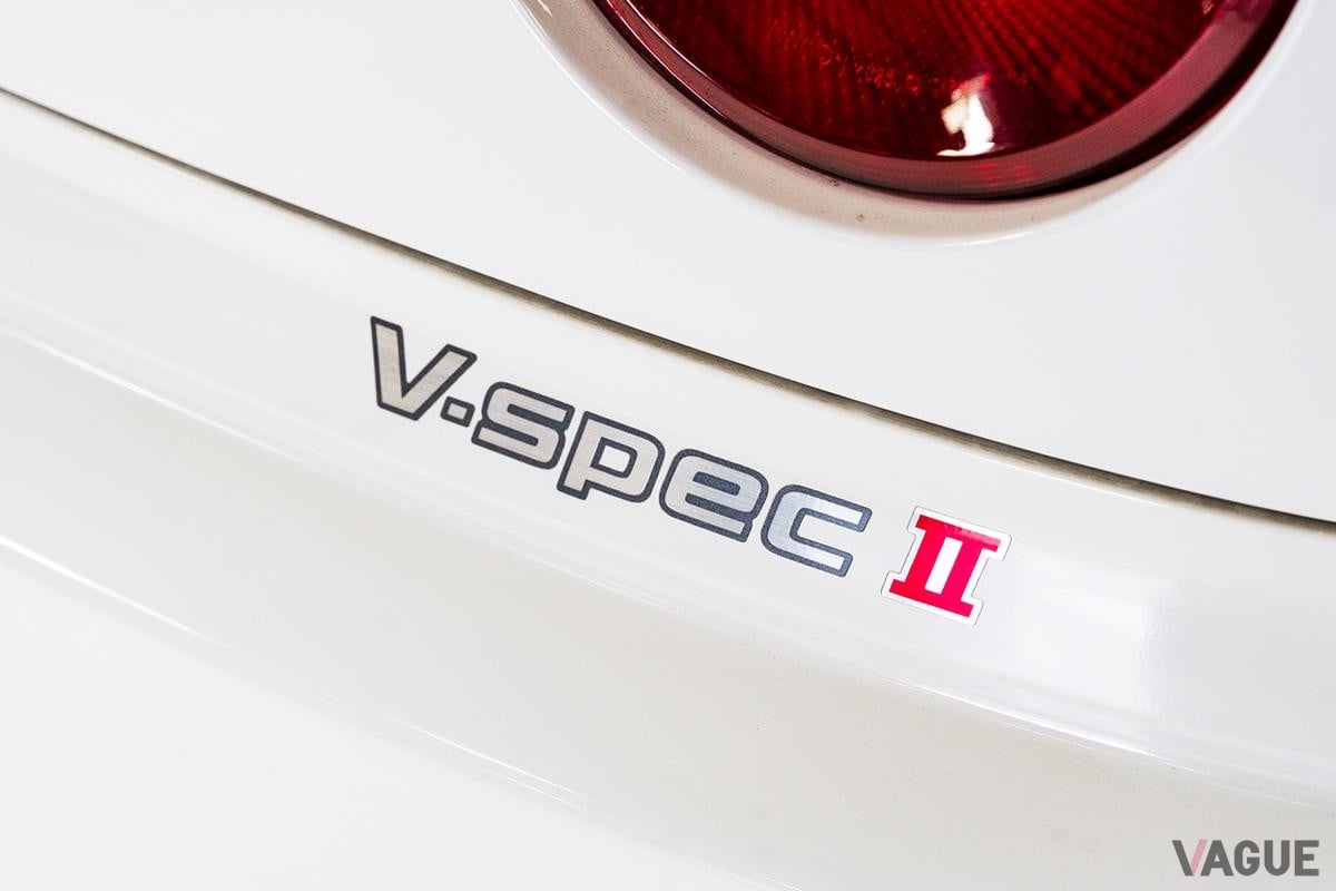 オークションに出品された2000年式 日産「スカイラインGT-R VスペックII」