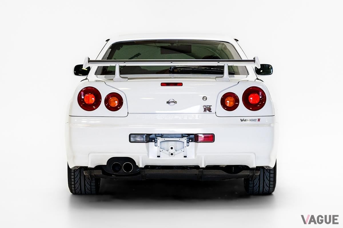 オークションに出品された2000年式 日産「スカイラインGT-R VスペックII」