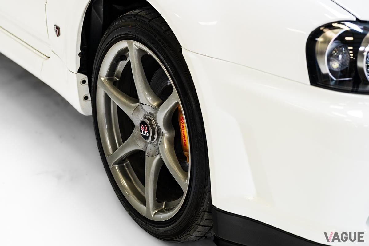 オークションに出品された2000年式 日産「スカイラインGT-R VスペックII」