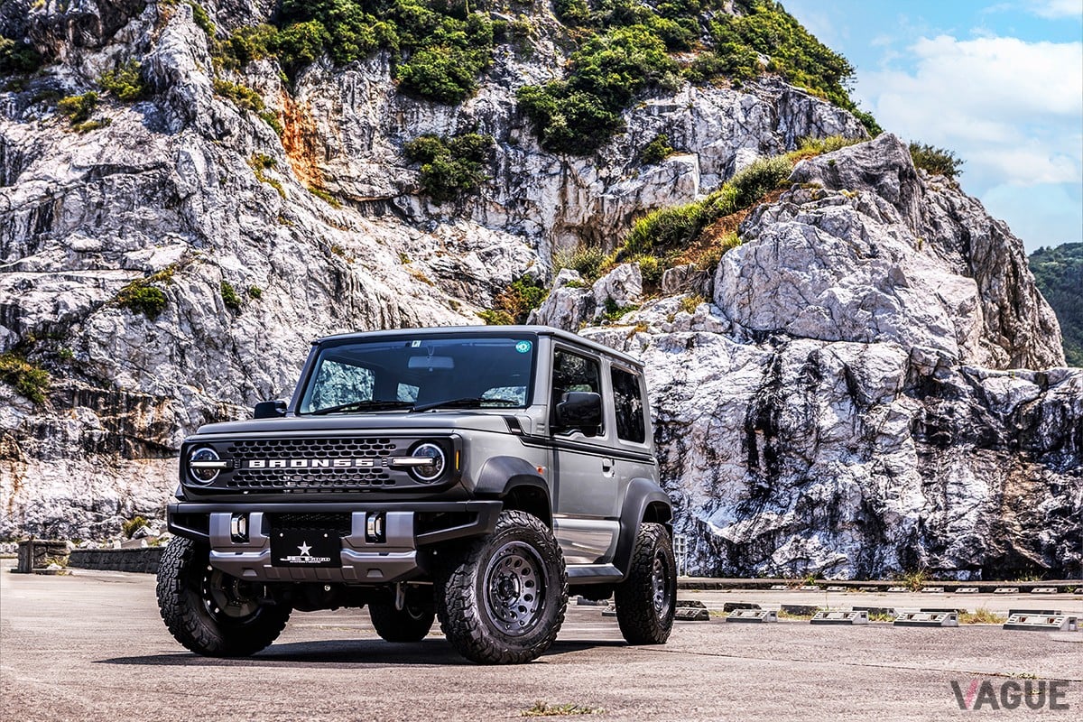 「ジムニー シエラ」をベースにしたレトロなカスタムモデル「BRON55」
