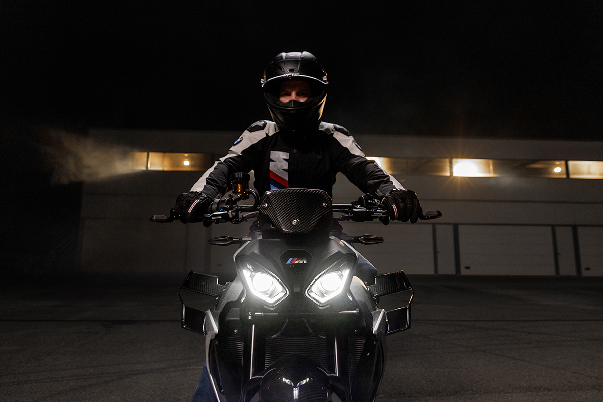 BMW「M1000R」