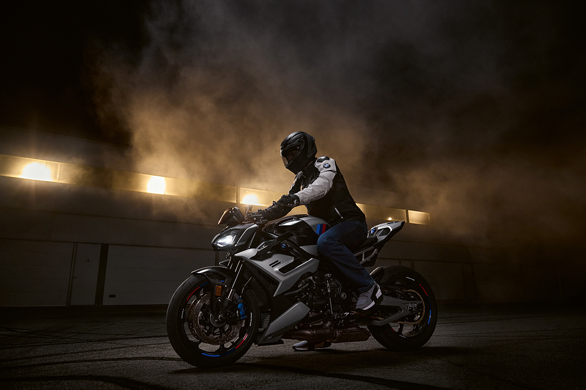 BMW「M1000R」