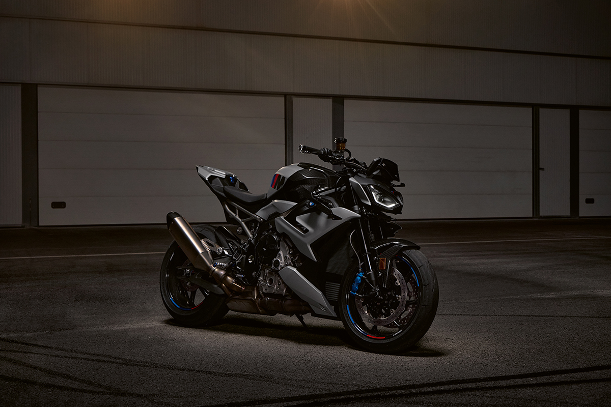 BMW「M1000R」