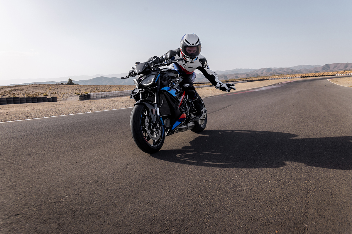 BMW「M1000R」