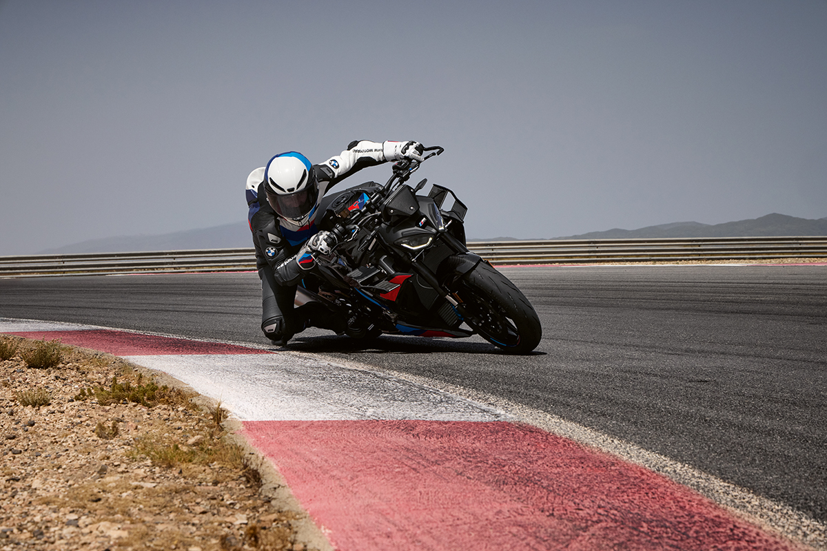 BMW「M1000R」