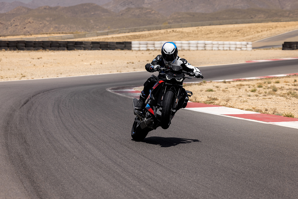 BMW「M1000R」