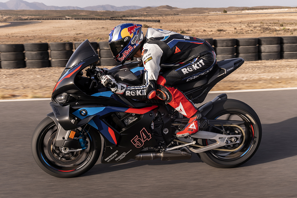 BMW「M1000RR」