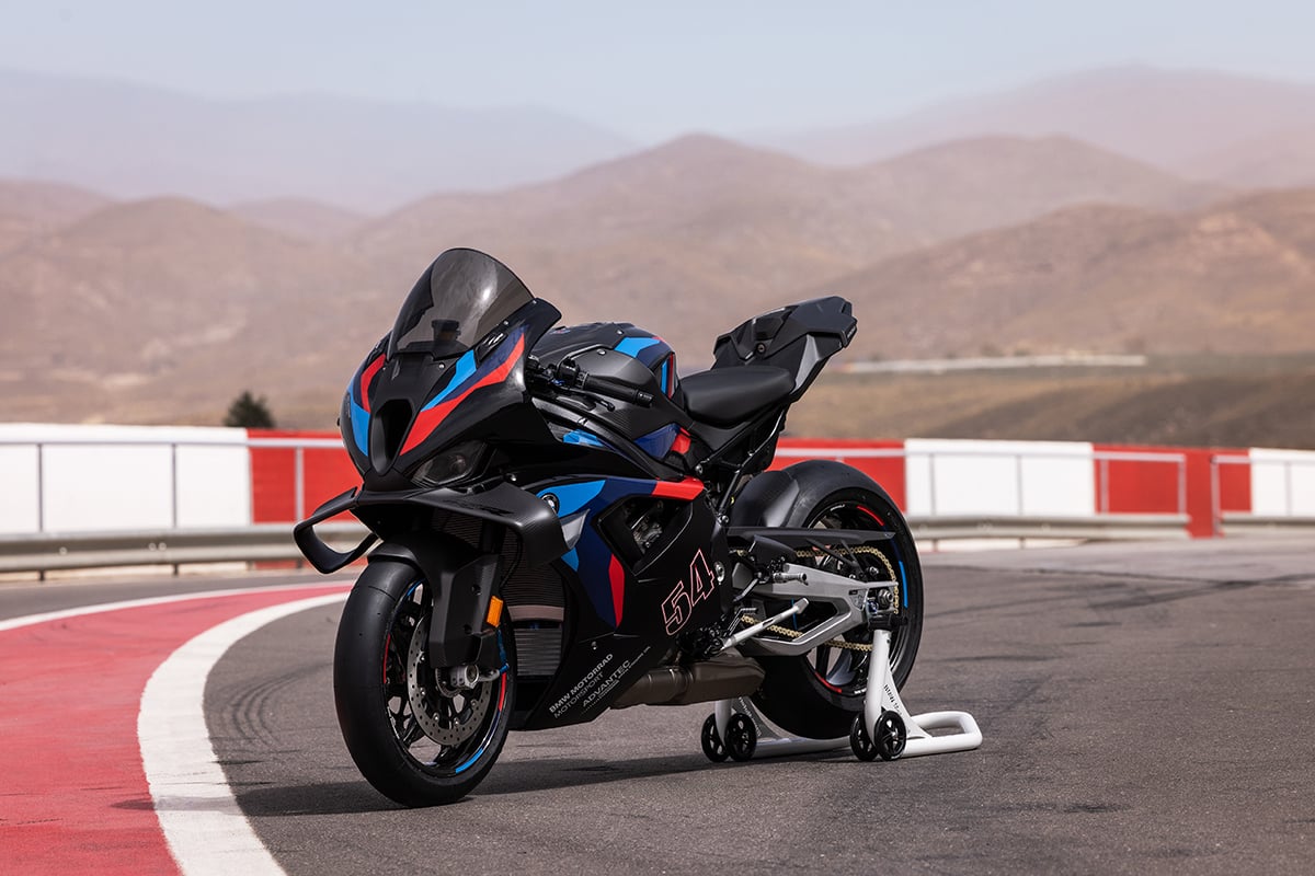 BMW「M1000RR」