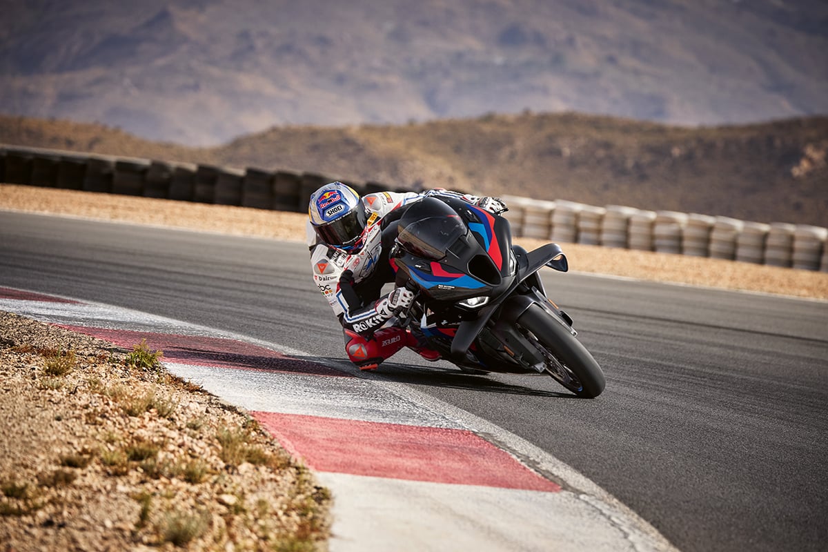 BMW「M1000RR」