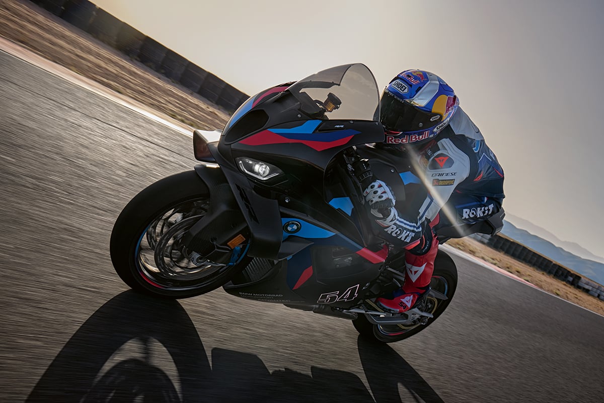 BMW「M1000RR」