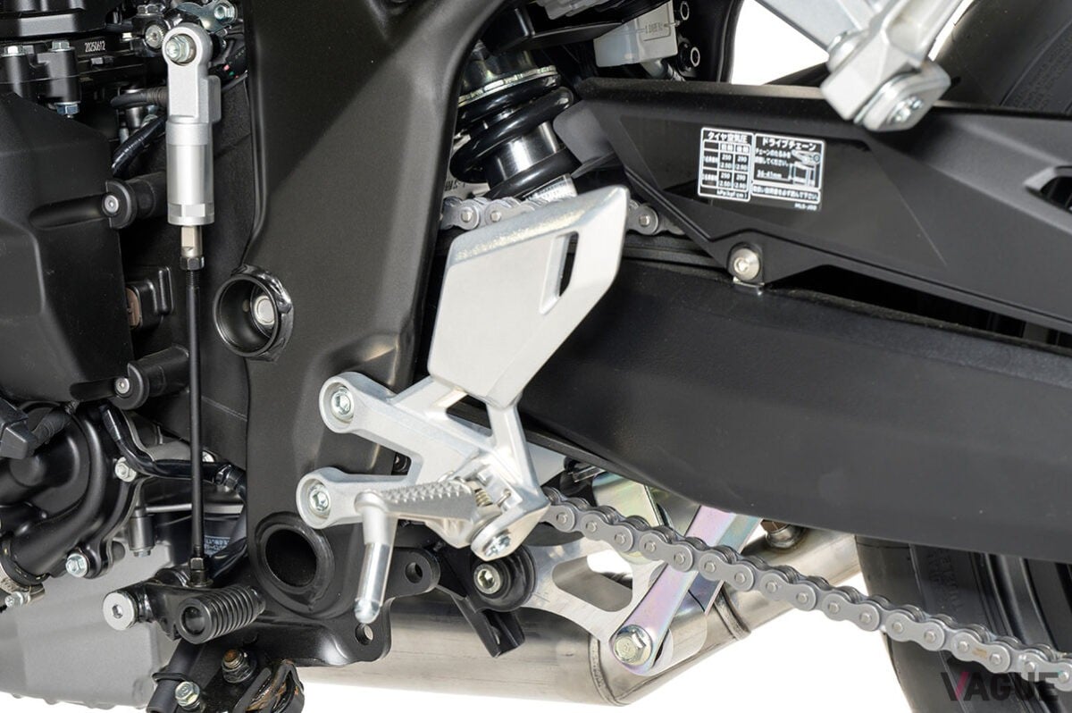 ホンダ「CB400スーパーフォア Eクラッチ コンセプト」