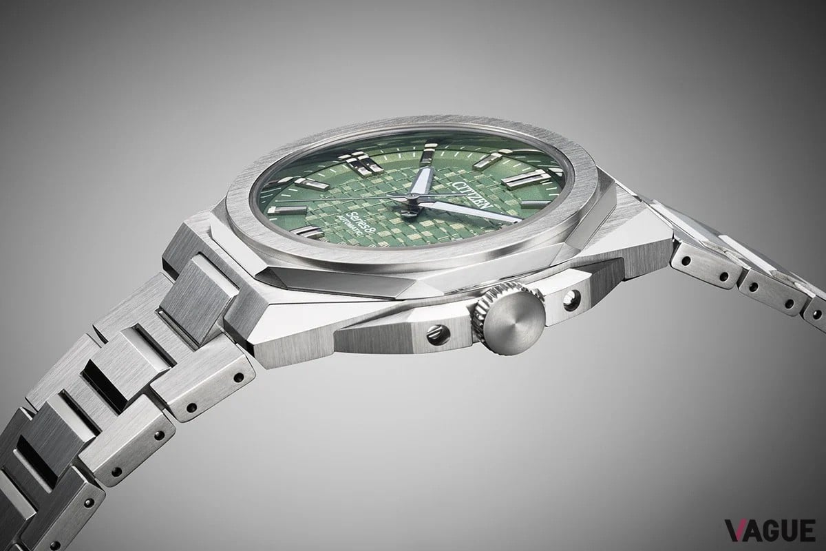 シリーズエイトよりケース径40mm以下の新作が登場。薄型ムーブメントにより小径・薄型を実現しトレンド感あるスタイルを楽しむことができる。