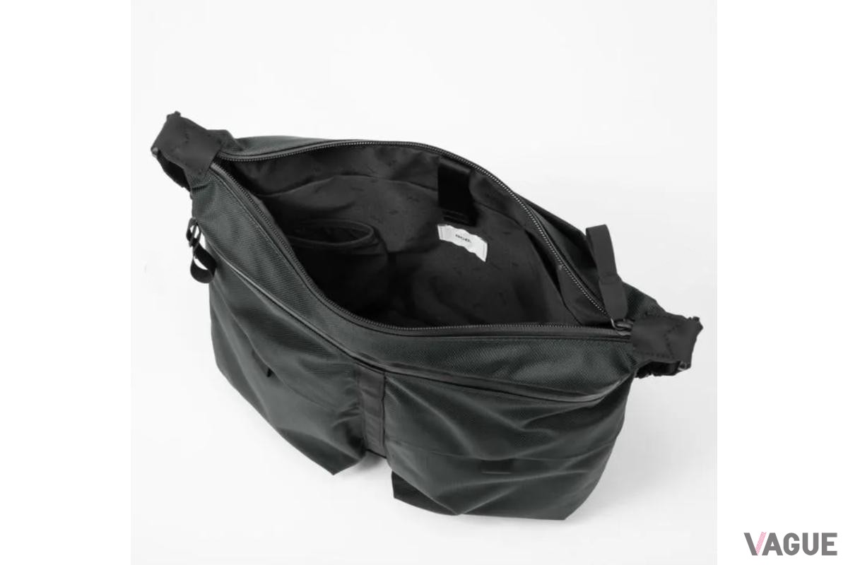 ショルダーバッグ