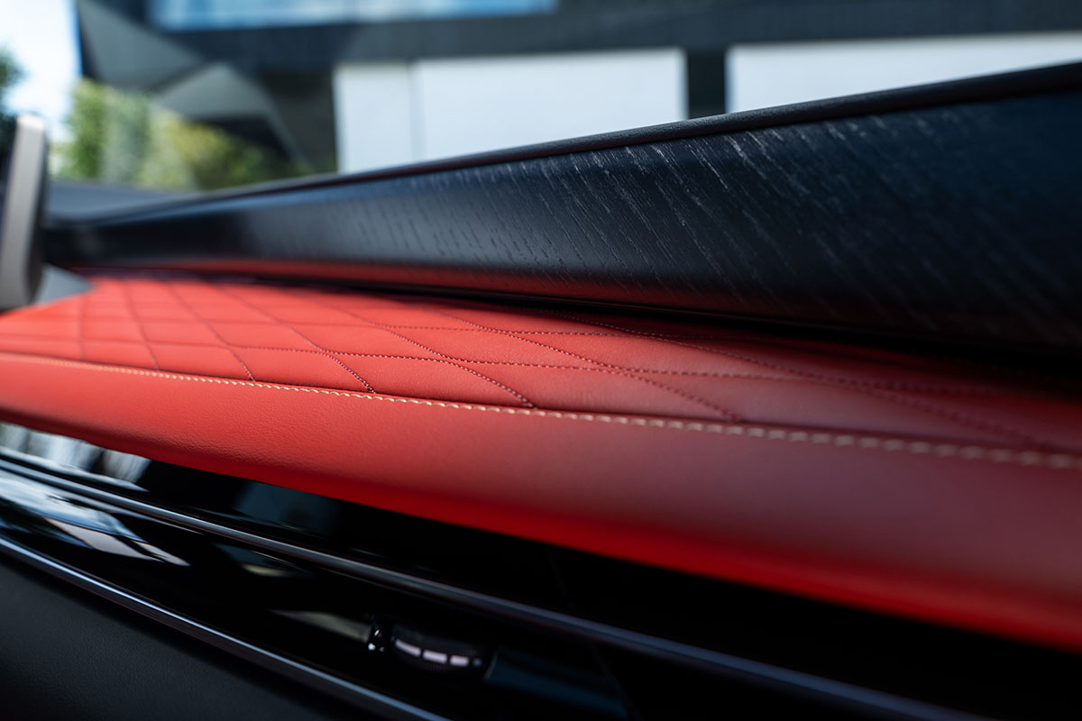 インフィニティ新型「QX65」