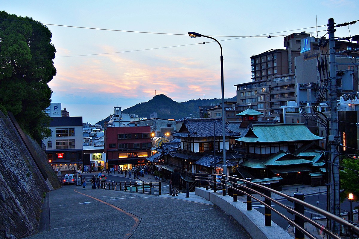 愛媛県「道後温泉」